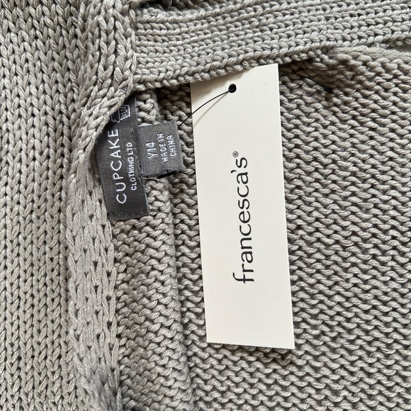 Francesca’s Girls Grey Knitted Knot-Back Sweater – Size 14 - Picture 3 of 3